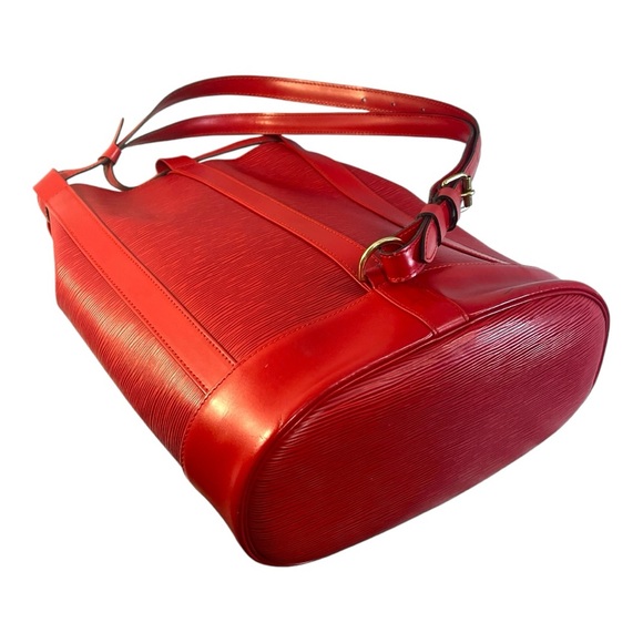 LOUIS VUITTON Red Leather Randonne EPI Shoulder Bag NEW WITHOUT TAGS - Picture 10 of 16